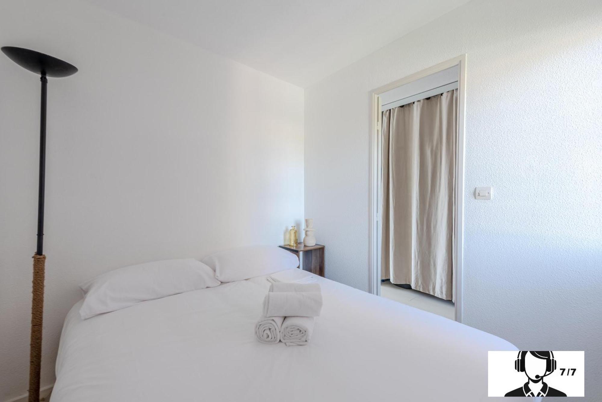 شقة L'Athlantis - Cosy With Terrace And Parking سان سيبريان المظهر الخارجي الصورة